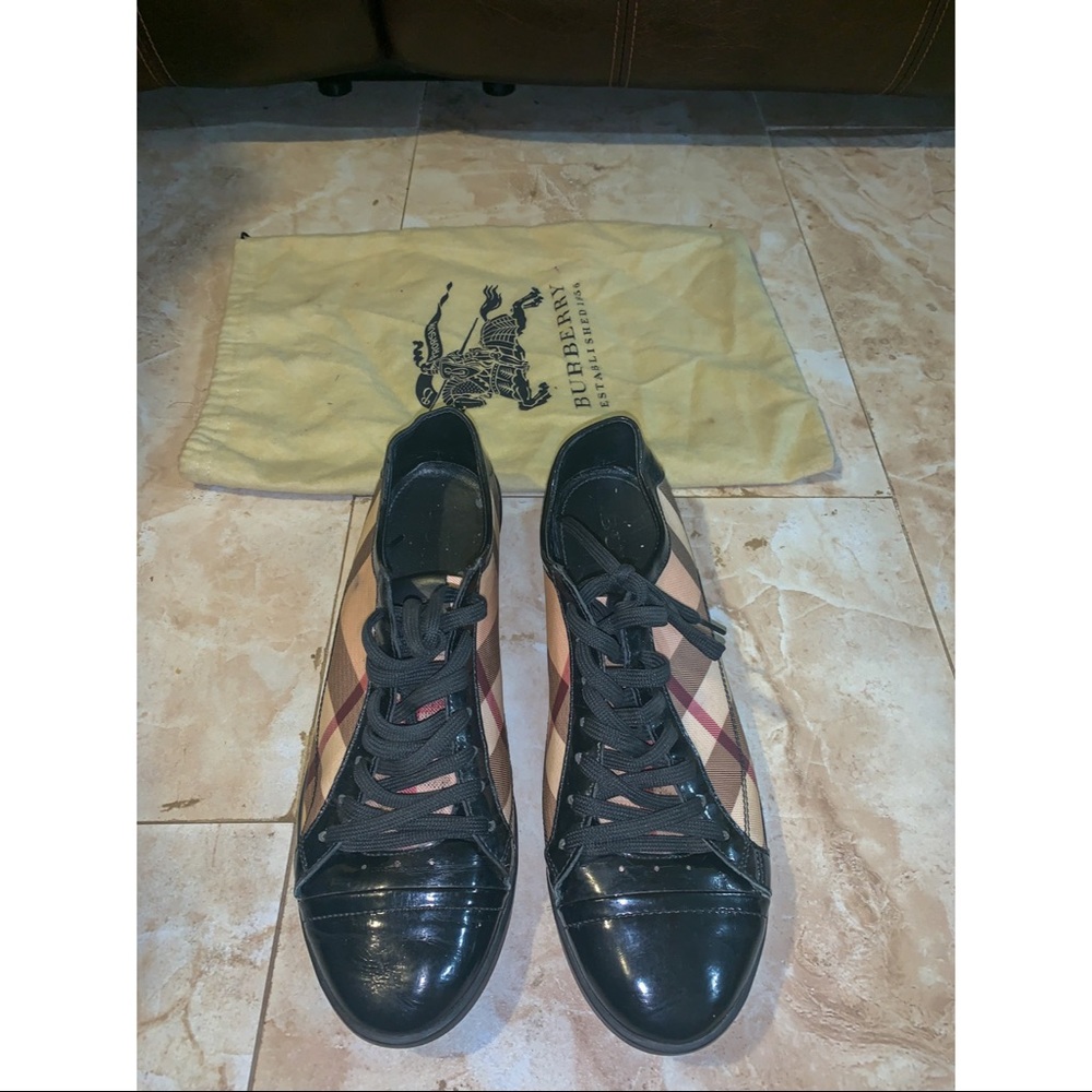 Burberry sneakers